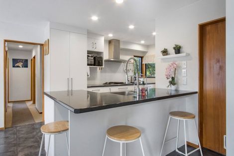 Photo of property in 28 Owen Place, Omokoroa, 3114