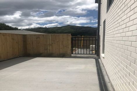 Photo of property in 1/27 Main Road, Wainuiomata, Lower Hutt, 5014