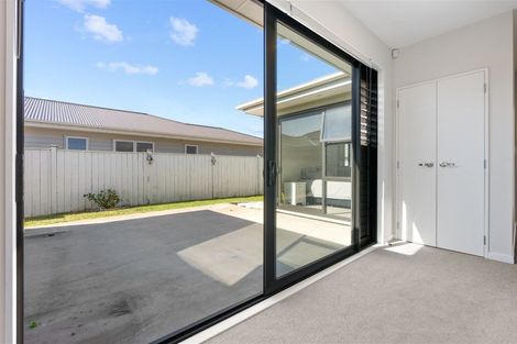 Photo of property in 23 Treestump Road, Takanini, 2112