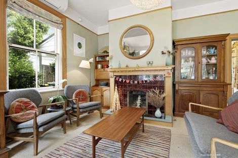 Photo of property in 110 Parkvale Road, Karori, Wellington, 6012