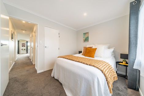 Photo of property in 10a Gaff Place, Whitby, Porirua, 5024