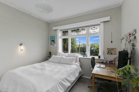 Photo of property in 2 Naughton Terrace, Kilbirnie, Wellington, 6022