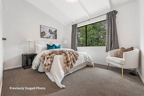 Photo of property in 2/104 Ocean View Road, Northcote, Auckland, 0627