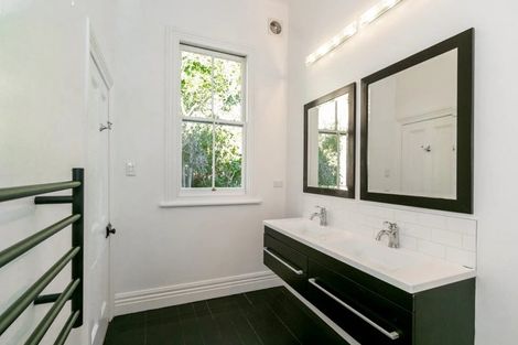 Photo of property in 8 Battery Road, Ahuriri, Napier, 4110