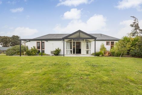 Photo of property in 450 Foxton Shannon Road, Foxton, 4893