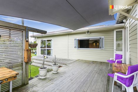 Photo of property in 376 Bay View Road, Saint Clair, Dunedin, 9012