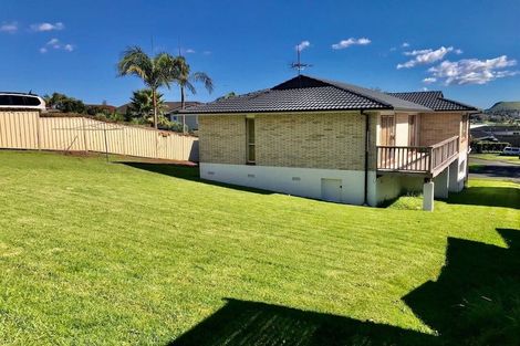 Photo of property in 26 Andrea Place, Sunnyhills, Auckland, 2010