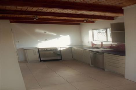 Photo of property in 43 Waimumu Road, Massey, Auckland, 0614