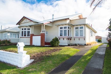 Photo of property in 33 Carnarvon Street, Gisborne, 4010