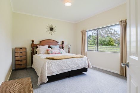 Photo of property in 52 Riccarton Road, Pahiatua, 4910