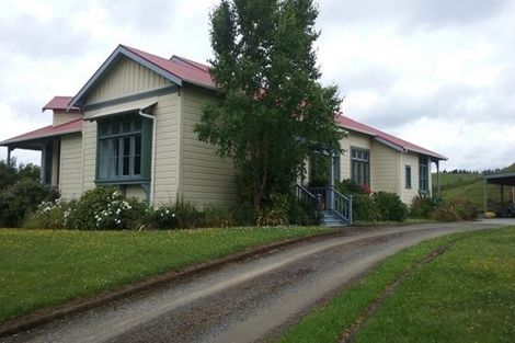 Photo of property in 75 Kahuterawa Road, Linton, Palmerston North, 4472