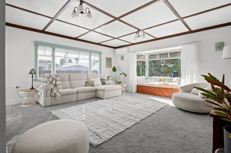 Photo of property in 2 Saint Olpherts Avenue, Hamilton East, Hamilton, 3216