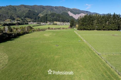 Photo of property in 112 Parkes Line Road, Maymorn, Upper Hutt, 5018