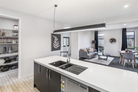 Photo of property in 11 Broadway Parade, Rolleston, 7615