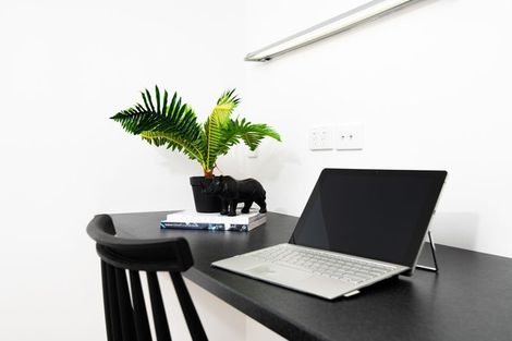 Photo of property in 41a Tamworth Crescent, Newlands, Wellington, 6037