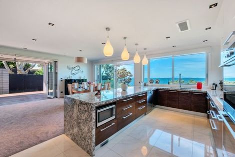 Photo of property in 37b View Road, Campbells Bay, Auckland, 0630