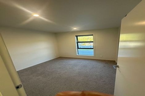 Photo of property in 4/372 Stokes Valley Road, Stokes Valley, Lower Hutt, 5019
