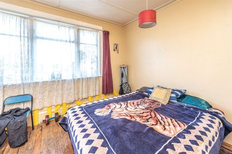 Photo of property in 14 Duigan Street, Gonville, Whanganui, 4501