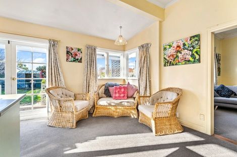 Photo of property in 5 Nile Street, Saint Clair, Dunedin, 9012