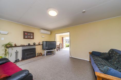 Photo of property in 14 Marsden Place, Awapuni, Palmerston North, 4412