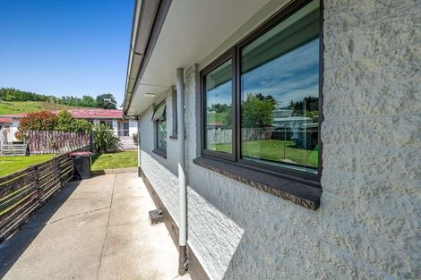 Photo of property in 83 Walker Crescent, East Gore, Gore, 9710