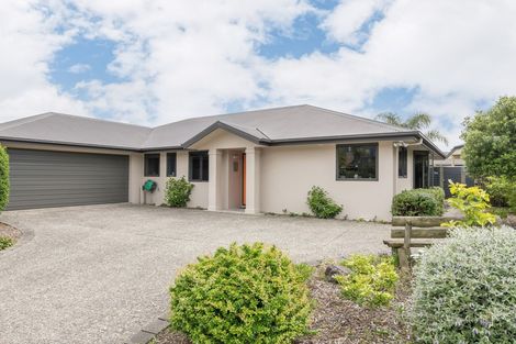 Photo of property in 35 Covent Drive, Stoke, Nelson, 7011