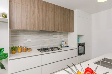 Photo of property in 42 Schoolside Road, Kumeu, 0810