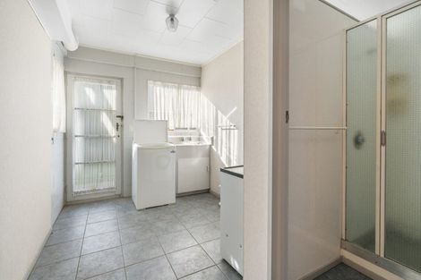 Photo of property in 32 Lancaster Street, Levin, 5510