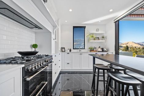 Photo of property in 10 Old Homestead Place, Kawarau Falls, Queenstown, 9300