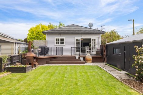 Photo of property in 15 Aorangi Road, Bryndwr, Christchurch, 8053