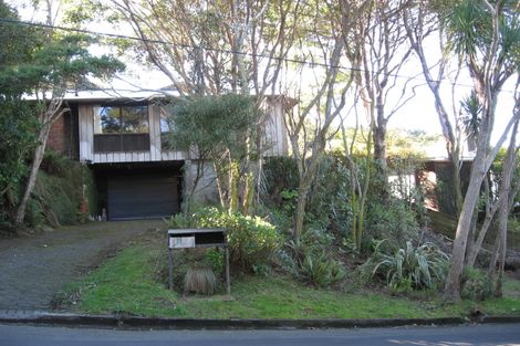 Photo of property in 56 Homewood Crescent, Karori, Wellington, 6012