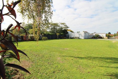 Photo of property in 7 Chisholm Place, Carterton, 5713