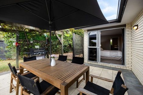 Photo of property in 22 Santiago Place, Flagstaff, Hamilton, 3210