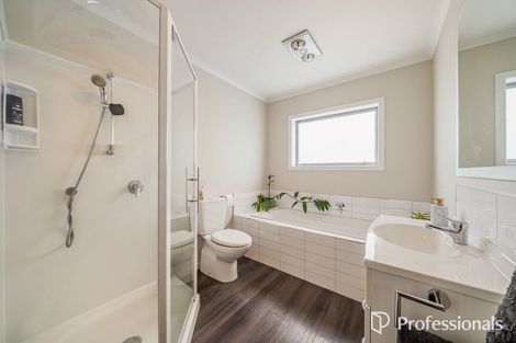 Photo of property in 98 Farmer Crescent, Taita, Lower Hutt, 5011