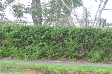 Photo of property in 174a Henderson Valley Road, Henderson, Auckland, 0612