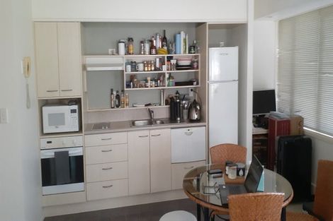 Photo of property in St Peters Apartments, 3a/192 Willis Street, Te Aro, Wellington, 6011