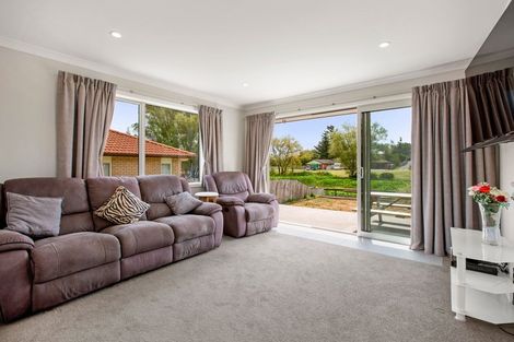 Photo of property in 6 Brian Curle Close, Huntly, 3700