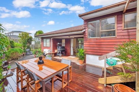 Photo of property in 40 Redwing Street, Browns Bay, Auckland, 0630