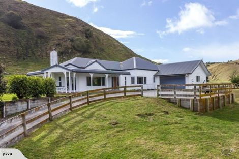 Photo of property in 40 Grant Road, Kinloch, Taupo, 3385