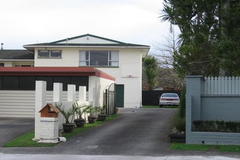 Photo of property in 11 Grassy Downs Place, St Andrews, Hamilton, 3200