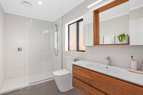 Photo of property in 11 Wilson Way, Waikanae, 5036