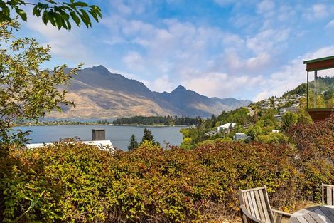 Photo of property in 23 Golden Terrace, Queenstown, 9300