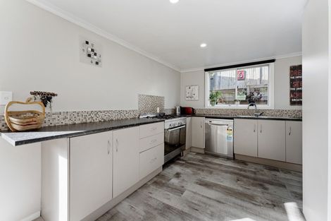 Photo of property in 35a Clearmont Crescent, Blagdon, New Plymouth, 4310