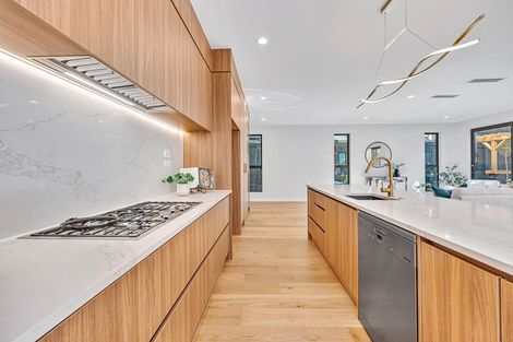 Photo of property in 14 Pakirikiri Street, Long Bay, Auckland, 0630