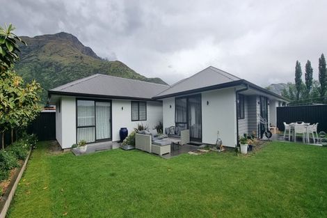 Photo of property in 12 Headley Drive, Lower Shotover, Queenstown, 9304
