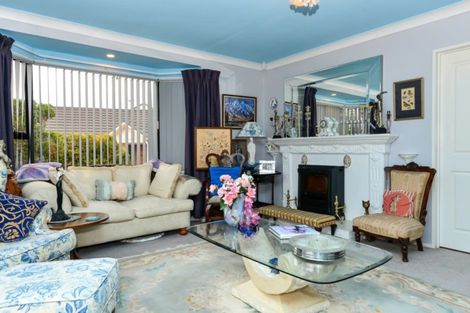 Photo of property in 5 Country Lane, Western Heights, Hamilton, 3200