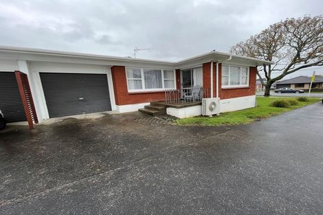 Photo of property in 93c Seddon Street, Pukekohe, 2120