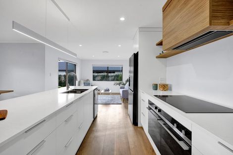 Photo of property in 5 Marlin Terrace, Bell Block, New Plymouth, 4312