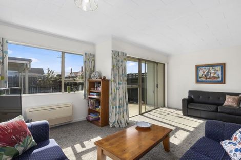 Photo of property in 66a Albert Street, Saint Clair, Dunedin, 9012