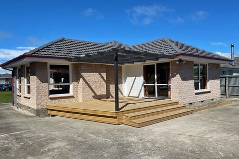 Photo of property in 29 Tenby Place, Avondale, Christchurch, 8061
